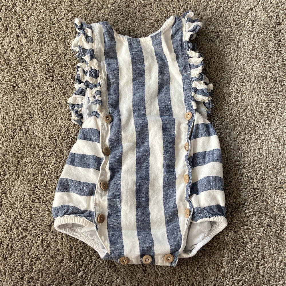 YELLOW PELOTA Baby Girl Linen stripped Romper 6m